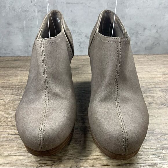 Dr. Scholls “Harlow” Wedge~Pewter~Ankle Bootie Slip On~Women's~Size 7.5W - Picture 3 of 9